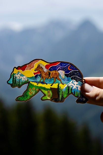 Hiking Sticker: "Pony Bear"