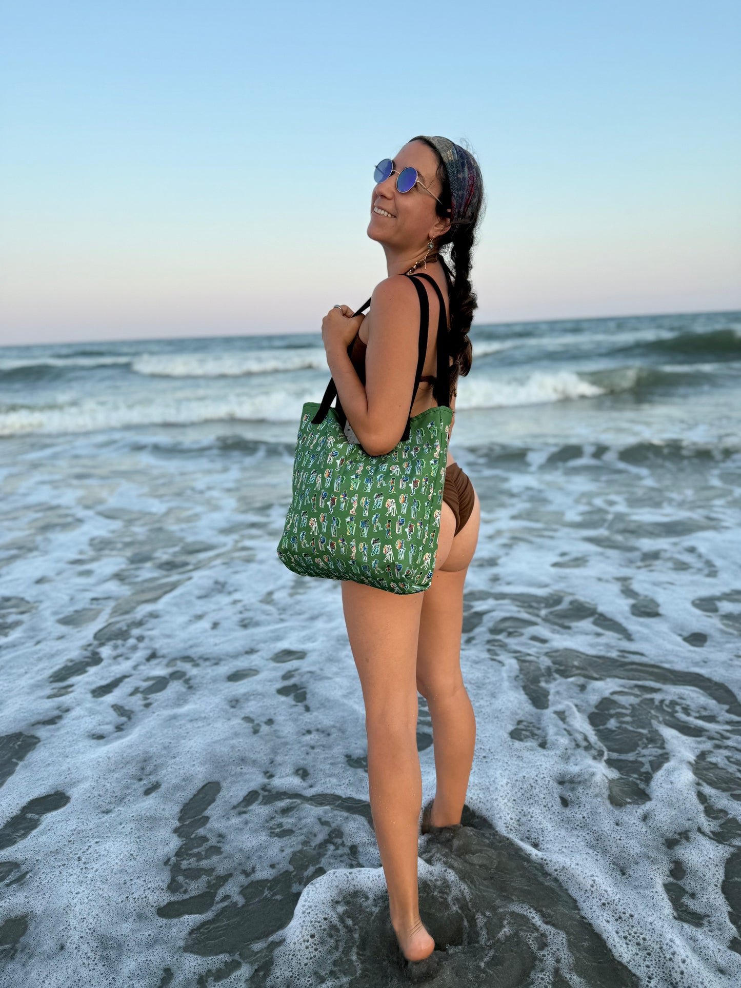 Backpacker Print Tote bag